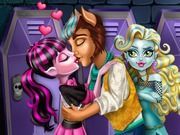 Draculaura First Kiss