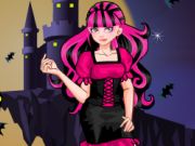 It Girl Dress Up like Draculaura